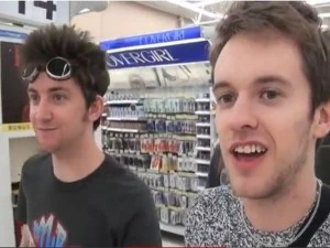walmartbritish Two British guys explore Walmart for the first time