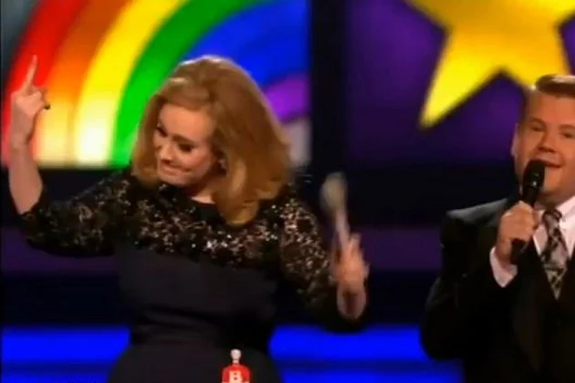 Adele middle finger Adele middle finger