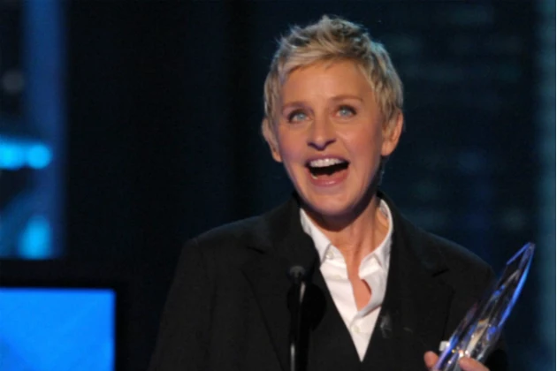 Ellen DeGeneres receiving a People's Choice award Ellen DeGeneres receiving a People's Choice award