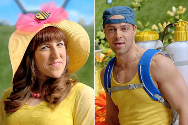 Mayim Bialik Joey Lawrence Old Navy Mayim Bialik Joey Lawrence Old Navy
