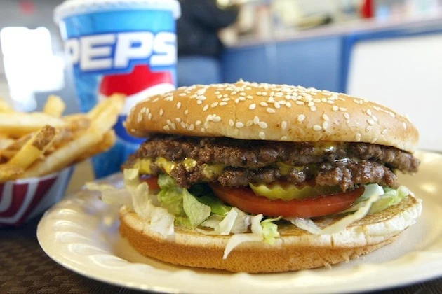 Americans Continue To Consume Beef Products Despite First Case Of Mad Cow Disease In US hamburger fries Americans Continue To Consume Beef Products Despite First Case Of Mad Cow Disease In US