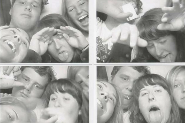Teen Thieves Indentify Themselves in Photo Booth Pics Teen Thieves Indentify Themselves in Photo Booth Pics