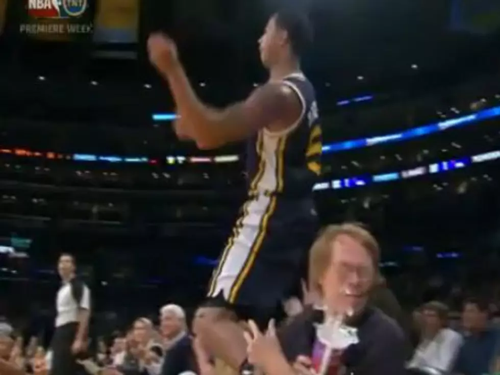Unlucky Lakers Fans Get a Taste of Devin Harris’ Sneakers [VIDEO]
