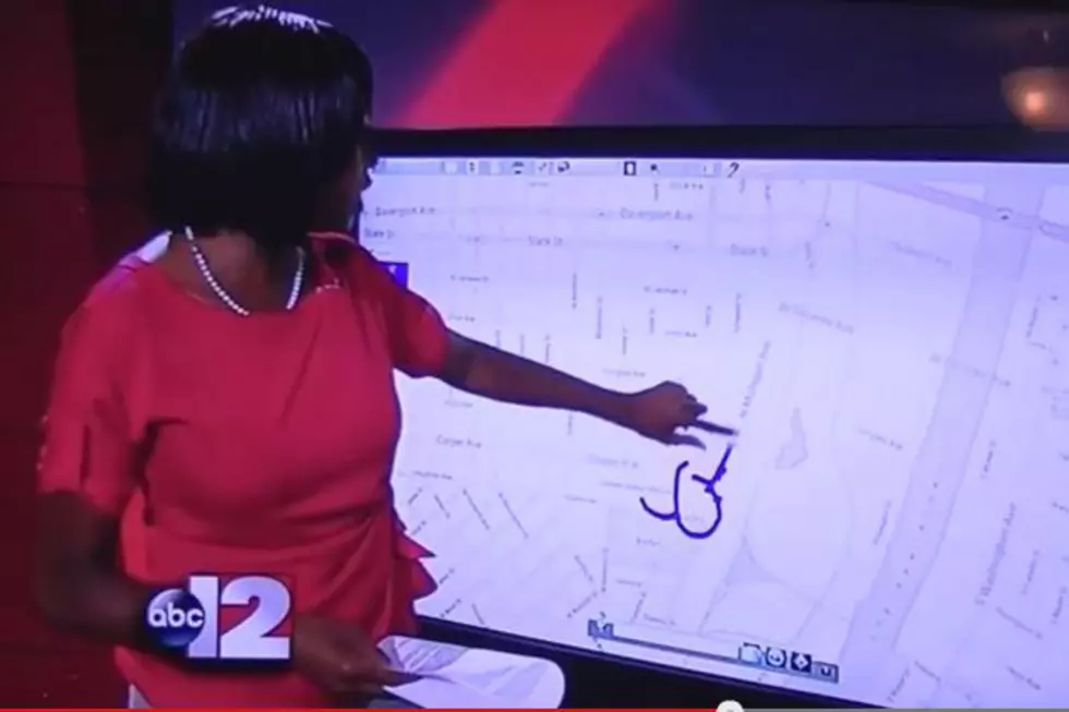 ABC News Anchor Accidentally Draws Genitalia on Screen